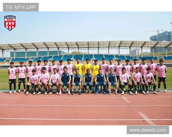 广州足球队在最新足球状态排行榜中荣登第八名展现强劲实力与潜力